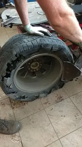 UNISERWIS Test drogowy Hunter. Sklep z oponami